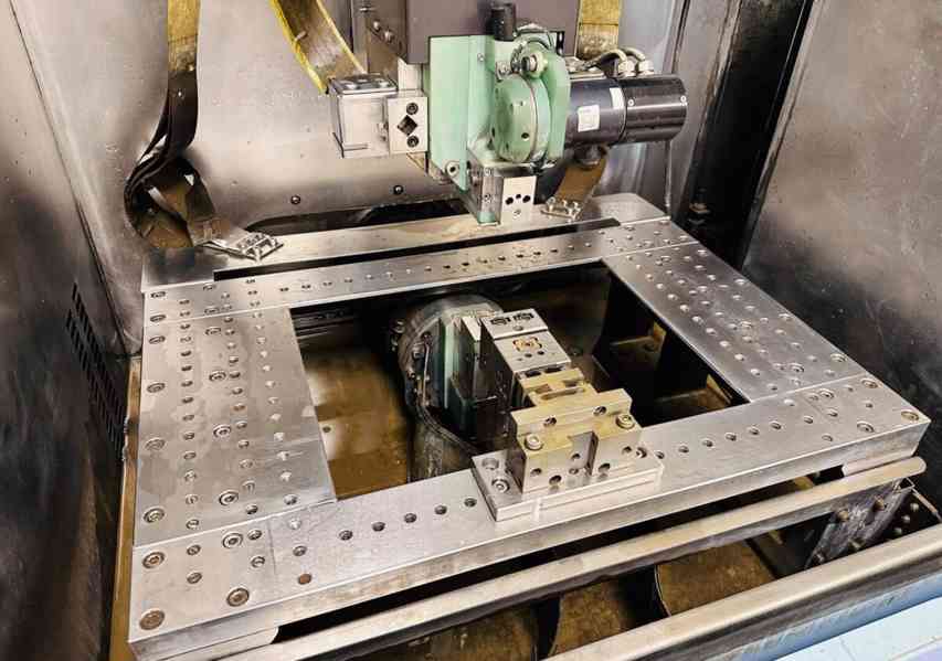 Použitá drátová řezačka AGIE AGIECUT PROGRESS V2, r. v. 2015 - foto 4