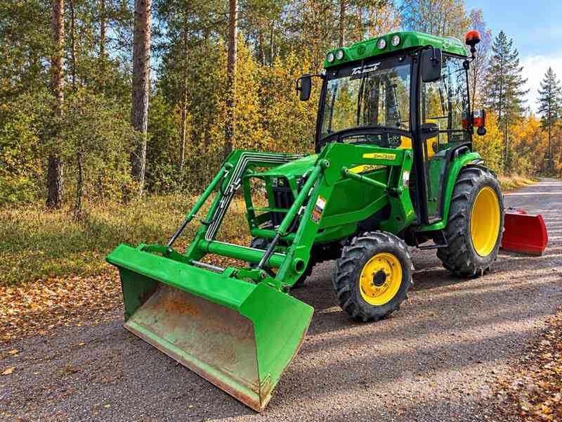 John Deere 3036E (Možnost leasingu) - foto 1