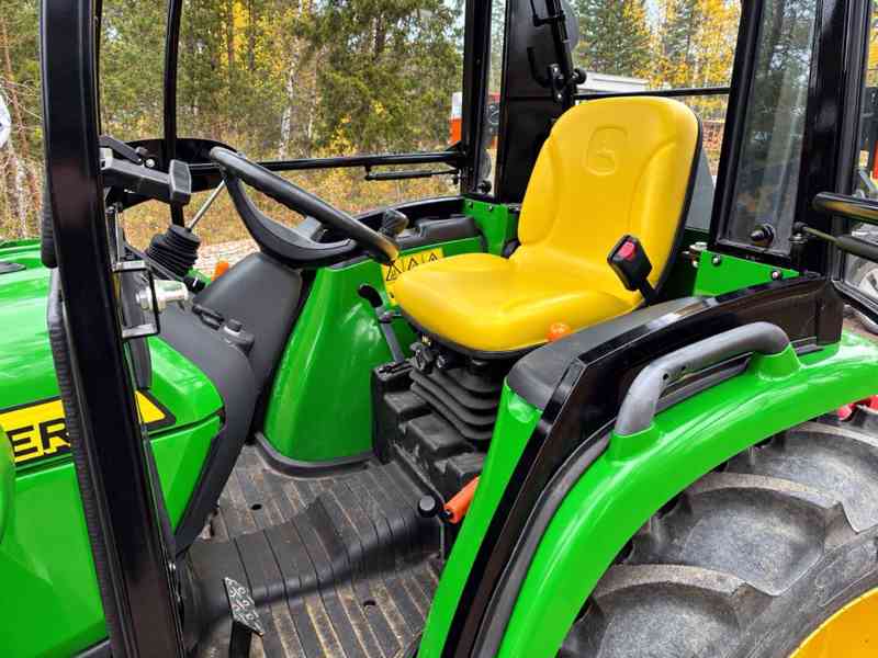 John Deere 3036E (Možnost leasingu) - foto 6