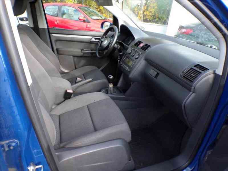  Volkswagen Touran 1,9 TDI - foto 12