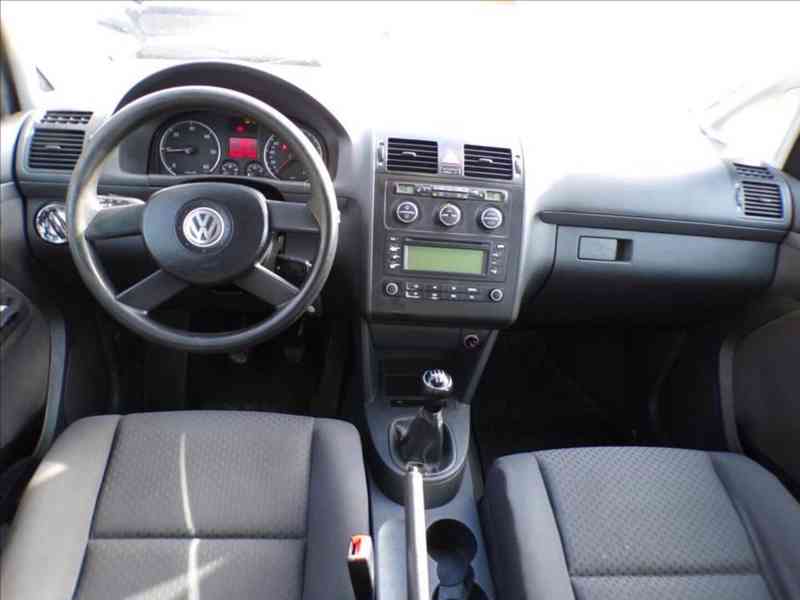  Volkswagen Touran 1,9 TDI - foto 5