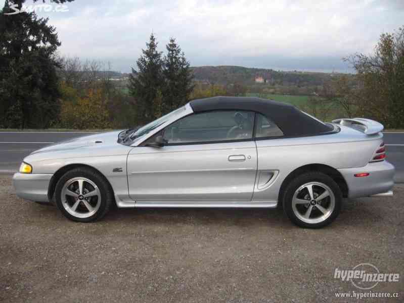 Ford Mustang - foto 5