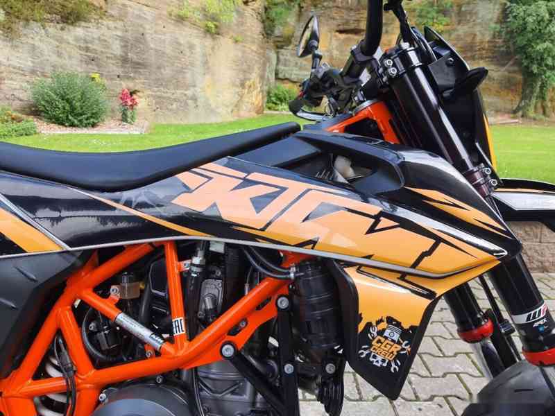 KTM 690 SMC-R - SUPER STAV 175.000,- Kč - foto 14