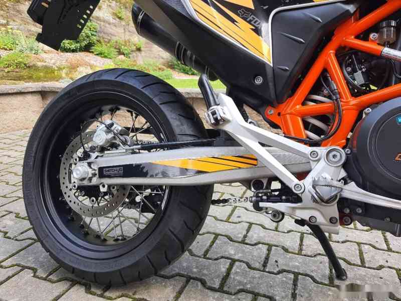 KTM 690 SMC-R - SUPER STAV 175.000,- Kč - foto 16