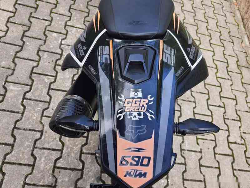 KTM 690 SMC-R - SUPER STAV 175.000,- Kč - foto 4