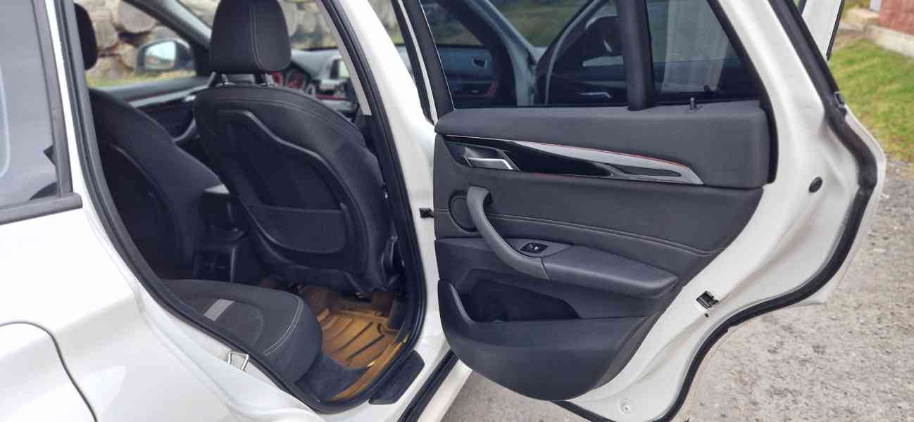 BMW X1 xdrive18D 4x4, F48, 8st. automat, 2017 ČR původ - foto 13