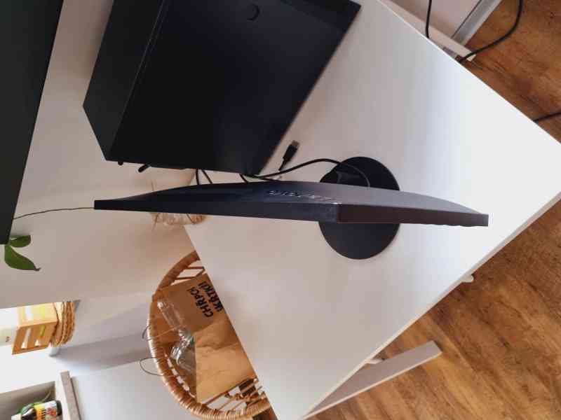Monitor Lenovo ThinkVision 23" - foto 2