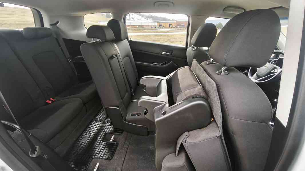 Chevrolet Orlando 1.8i,LPG,7 míst,půvČR,garážováno,nové STK - foto 18