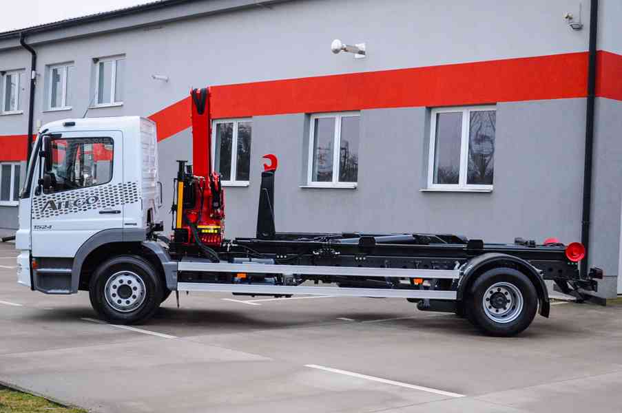 MERCEDES ATEGO 1524 HÁKOVÝ NOSIČ KONTEJNERŮ + HYDR. RUKA - foto 66