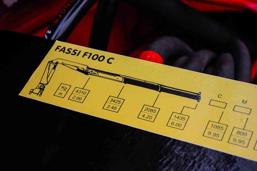 MERCEDES ATEGO 1524 HÁKOVÝ NOSIČ KONTEJNERŮ + HYDR. RUKA - foto 30