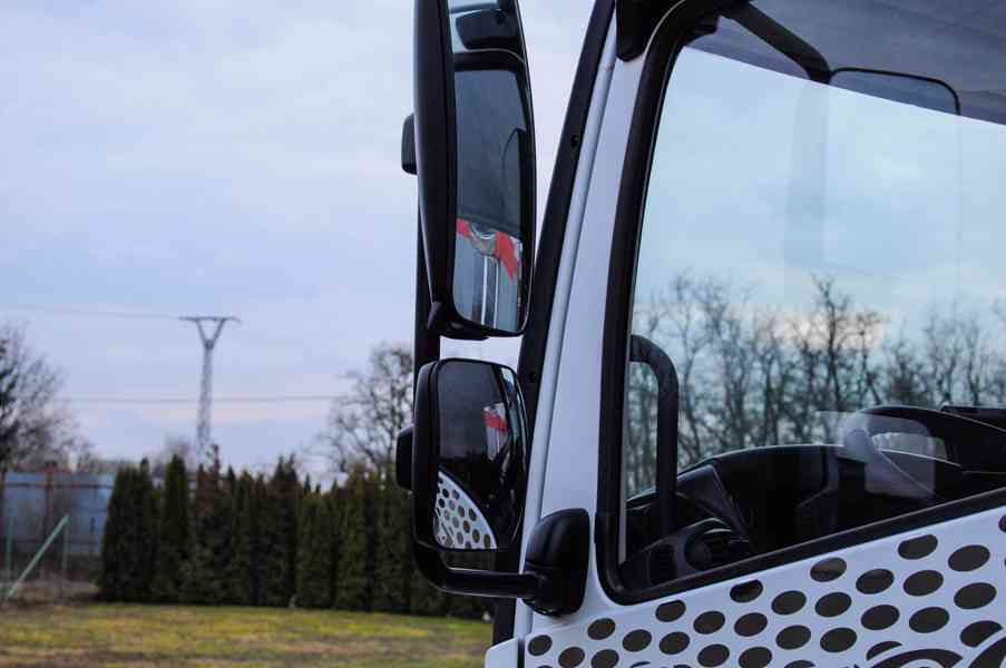 MERCEDES ATEGO 1524 HÁKOVÝ NOSIČ KONTEJNERŮ + HYDR. RUKA - foto 33