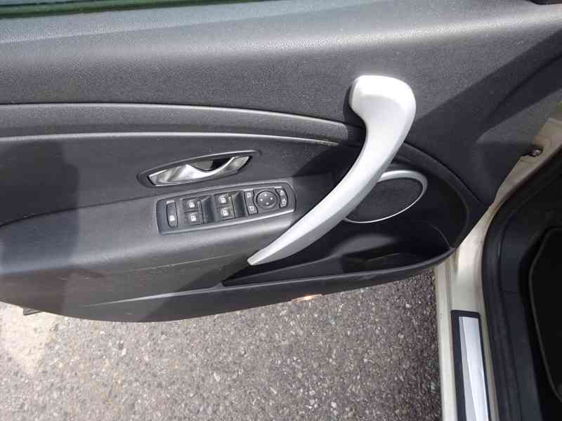 Renault Fluence 1.6i r.v.2010 (1.Majitel) DĚDICTVÍ - foto 6
