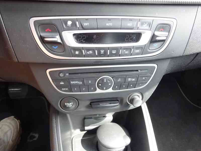 Renault Fluence 1.6i r.v.2010 (1.Majitel) DĚDICTVÍ - foto 9