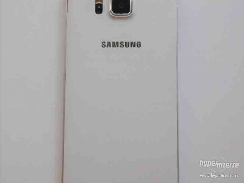 Samsung GALAXY Alpha (SM-G850F) 32GB + příslušenství - foto 3