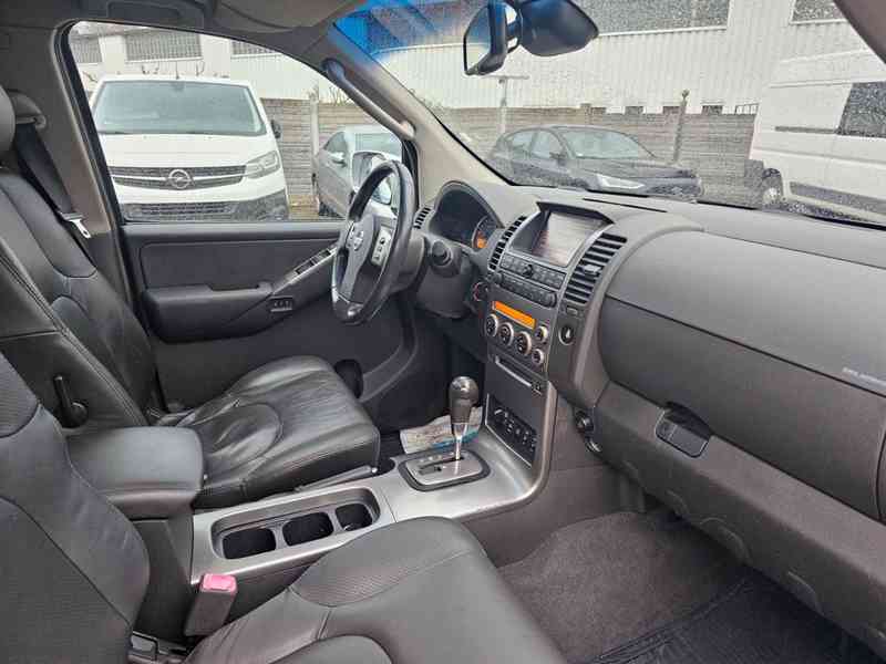 Nissan Pathfinder 4.0i Premium 4x4 LPG 198kw - foto 14