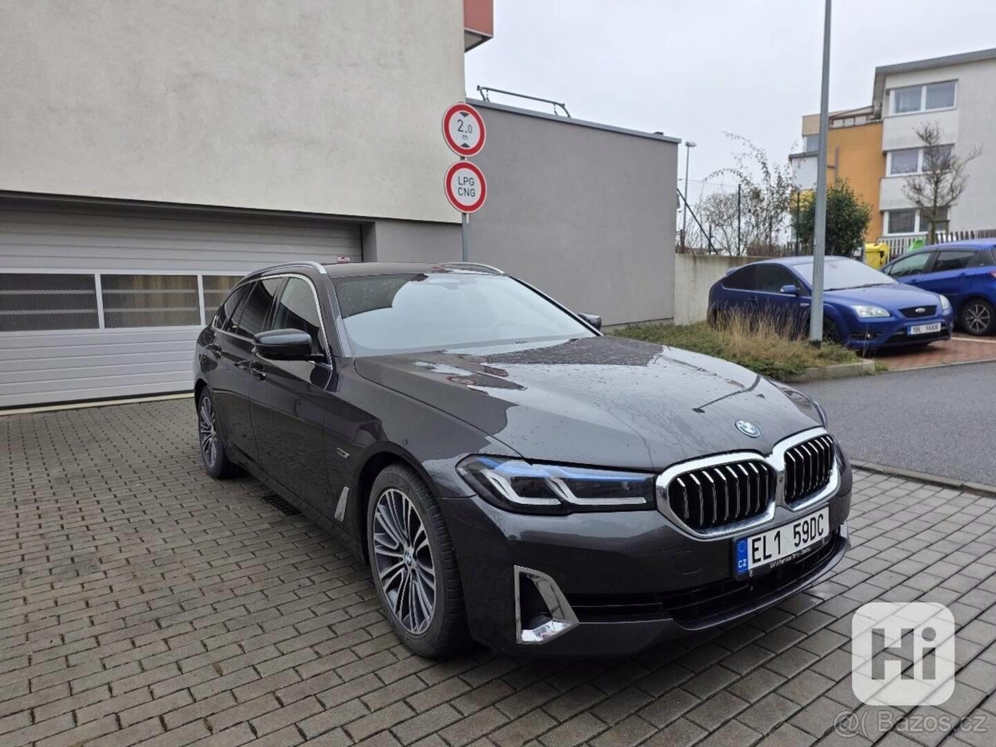 BMW Řada 5 3,0   530e 215 kW | HEAD-UP - foto 1