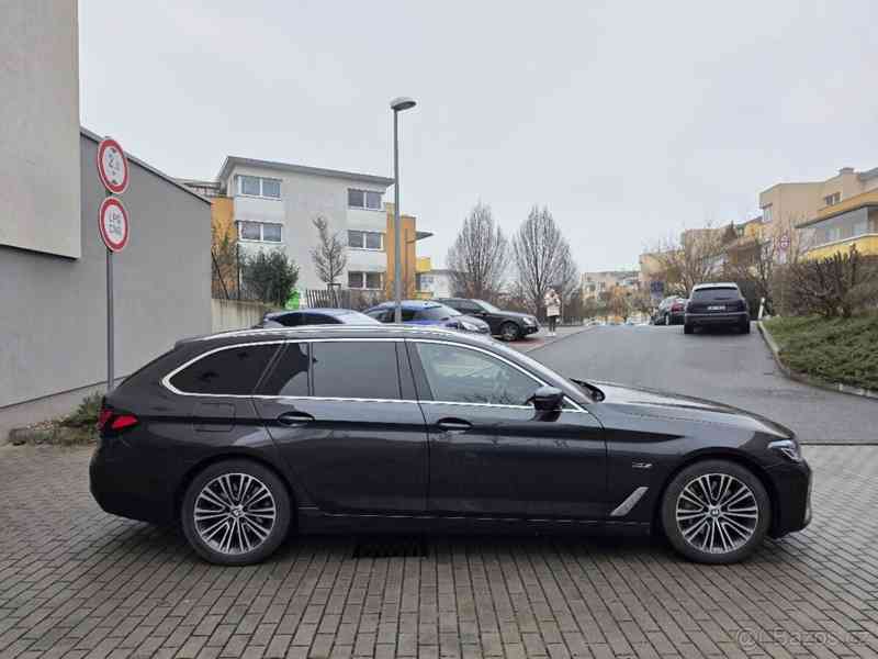 BMW Řada 5 3,0   530e 215 kW | HEAD-UP - foto 2