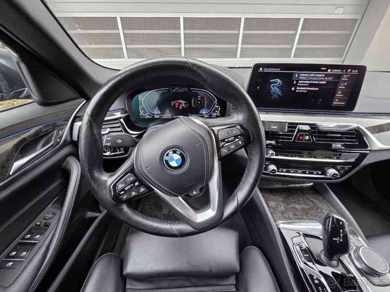 BMW Řada 5 3,0   530e 215 kW | HEAD-UP - foto 6