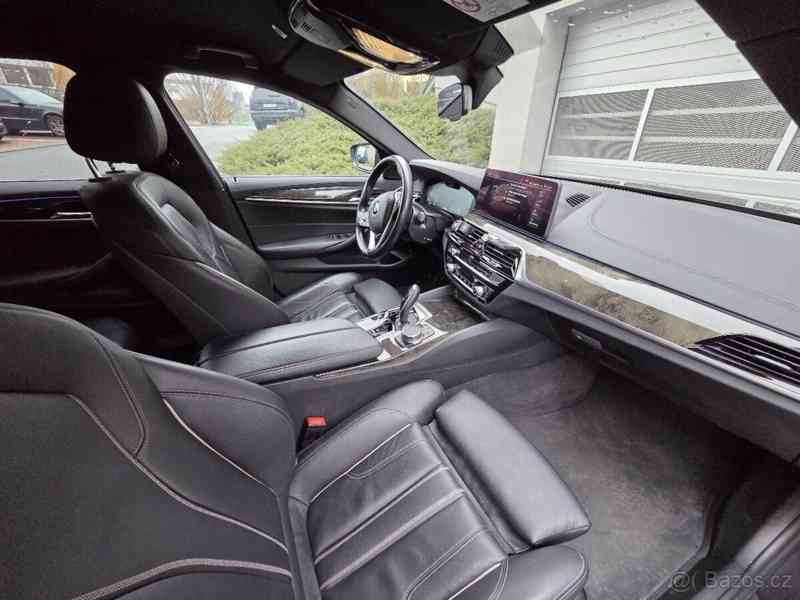 BMW Řada 5 3,0   530e 215 kW | HEAD-UP - foto 14
