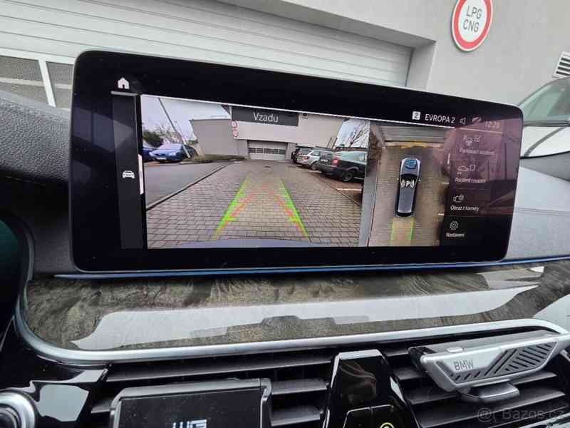 BMW Řada 5 3,0   530e 215 kW | HEAD-UP - foto 11