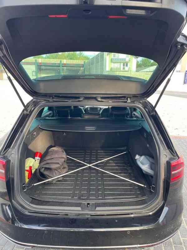 Volkswagen Passat 2,0   b8 Rline - foto 14