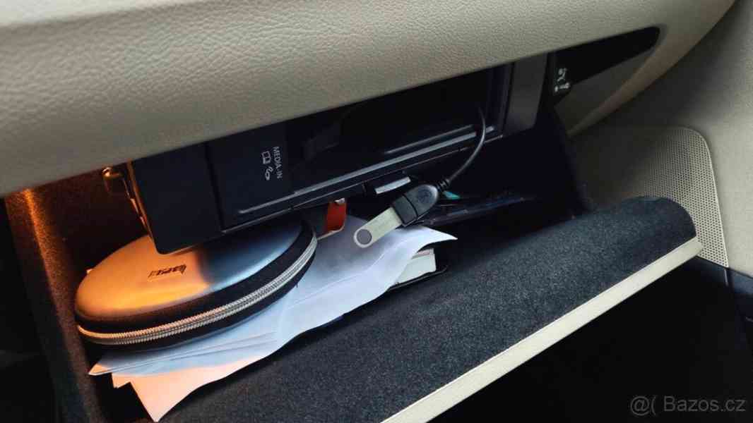 Volkswagen Passat 2,0   TDi 125kW, R-line, serviska - foto 6