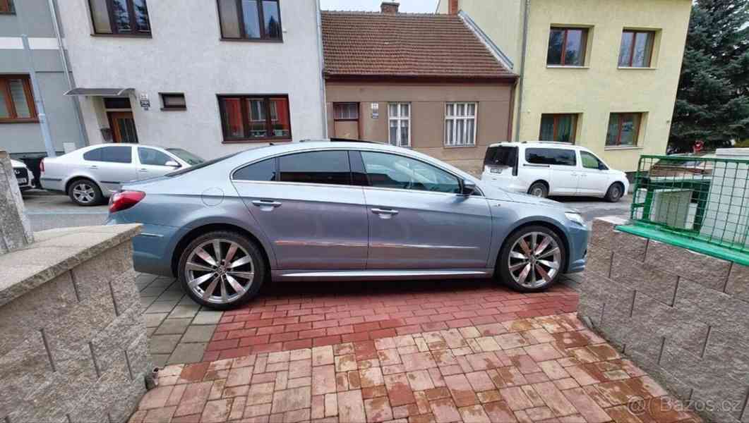 Volkswagen Passat 2,0   TDi 125kW, R-line, serviska - foto 14