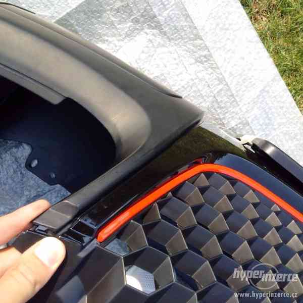 predni naraznik Vw golf 5 GTI - foto 10