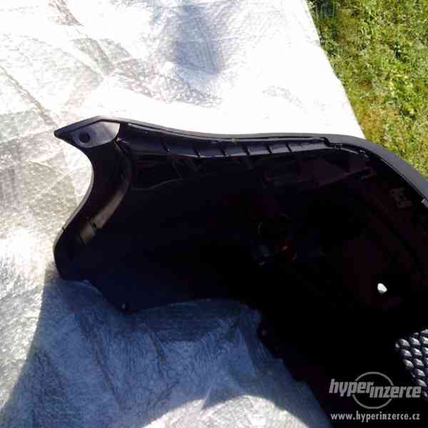 predni naraznik Vw golf 5 GTI - foto 13