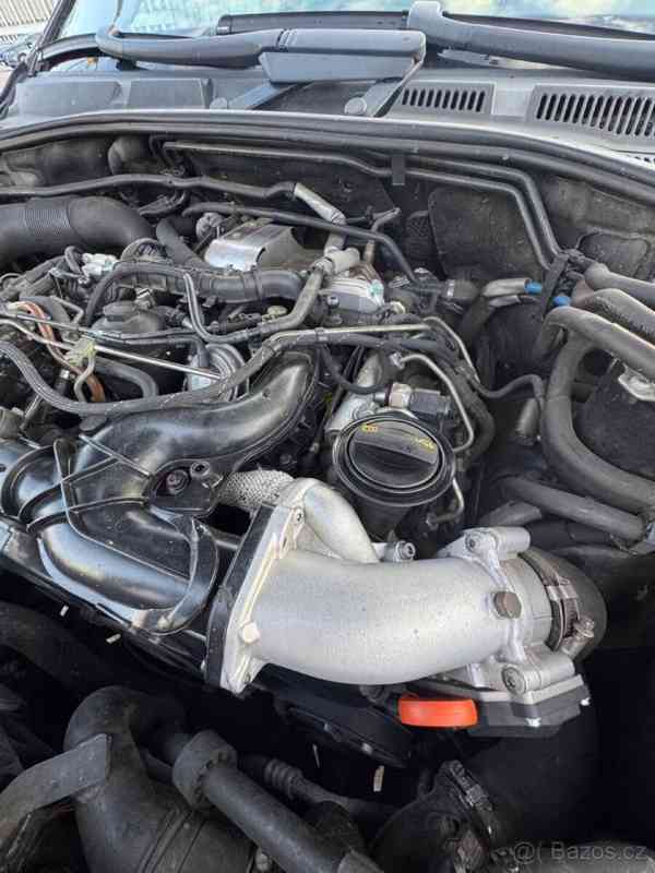 Volkswagen Touareg 3,0   tdi - foto 11