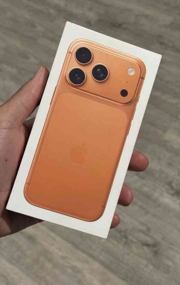 iPhone 17 pro max 