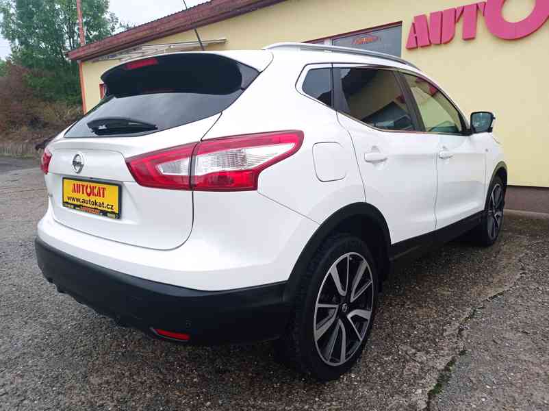 Nissan Qashqai 1.6 dCi Výhřev/360°/Navi/1Maj - foto 3