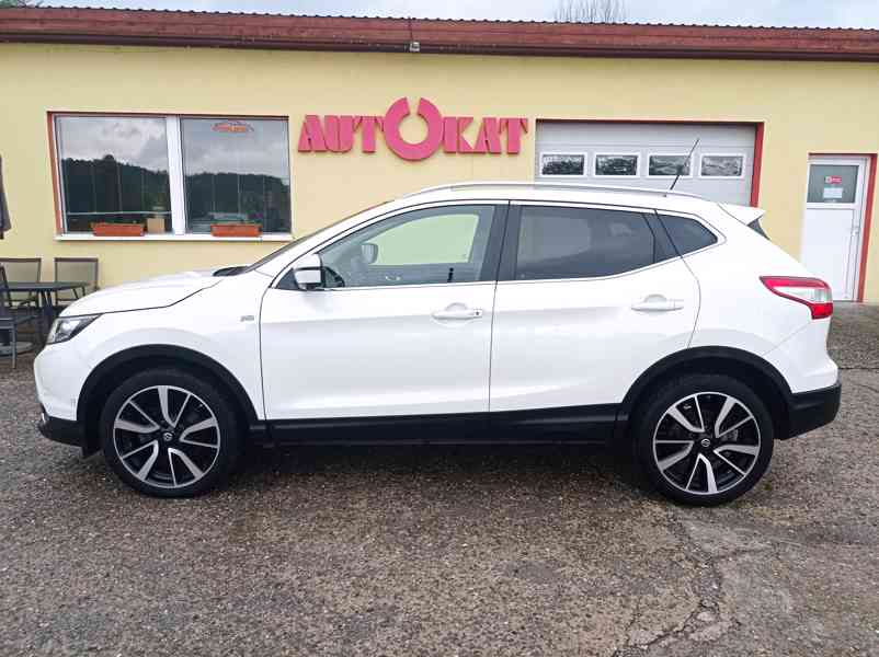 Nissan Qashqai 1.6 dCi Výhřev/360°/Navi/1Maj - foto 6