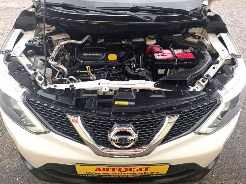 Nissan Qashqai 1.6 dCi Výhřev/360°/Navi/1Maj - foto 10