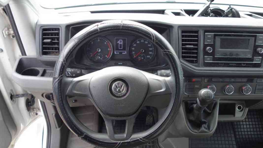 VOLKSWAGEN Crafter 35 2.0 6G FWD DR valníkový s plachtou - foto 10