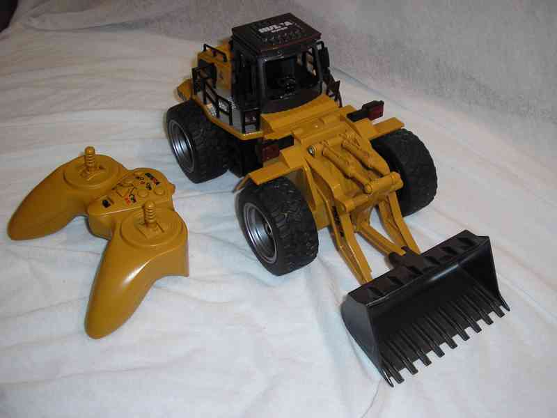 Kolový nakladač RC - Nový nepoužitý - foto 2