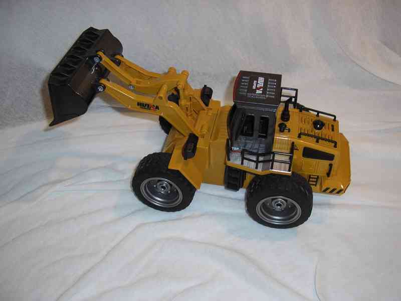 Kolový nakladač RC - Nový nepoužitý - foto 5