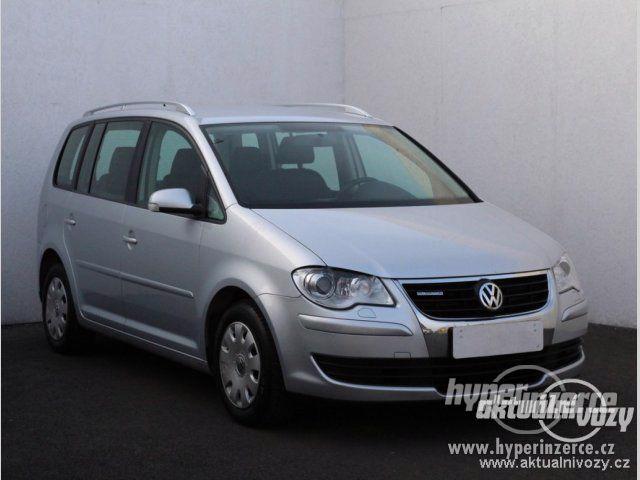 Volkswagen Touran 1.9, nafta, r.v. 2008 - foto 1