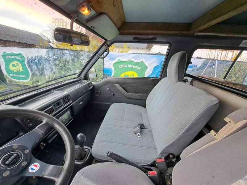 Obytné vozidlo HYUNDAI H-100 - foto 12