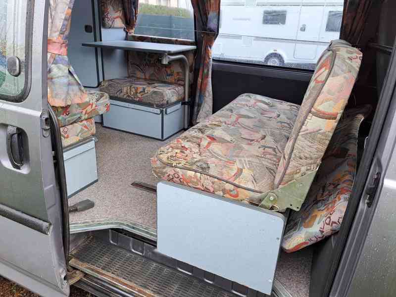 Obytné vozidlo HYUNDAI H-100 - foto 14