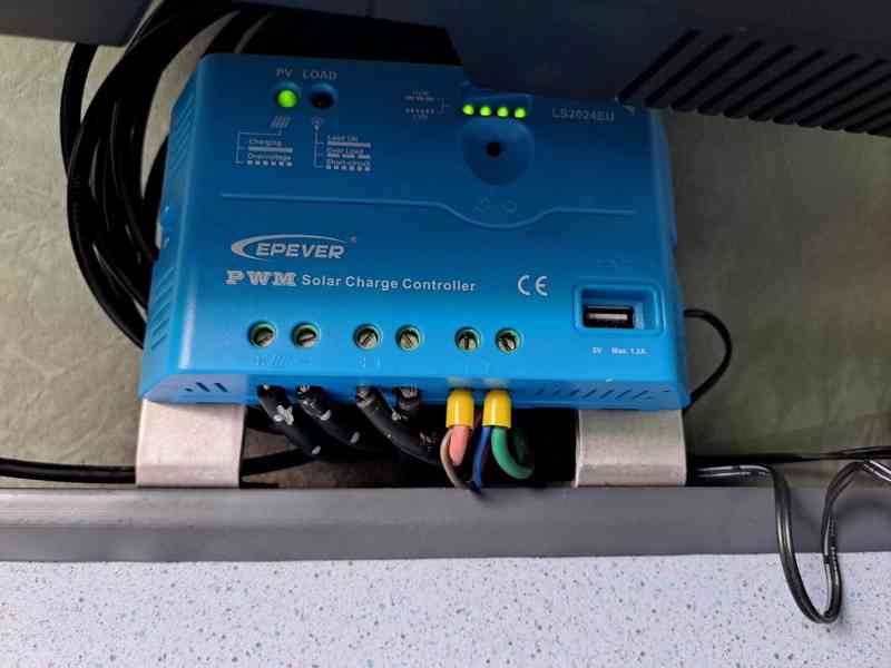 Obytné vozidlo HYUNDAI H-100 - foto 24