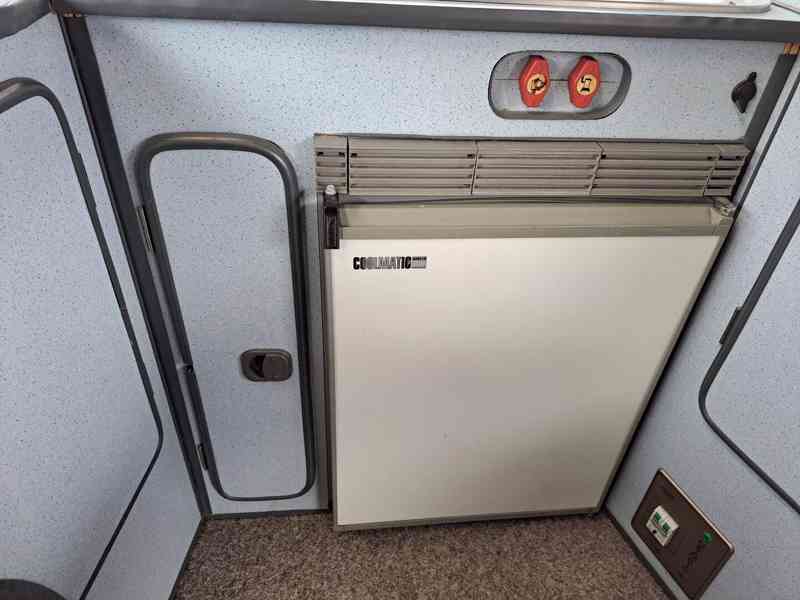 Obytné vozidlo HYUNDAI H-100 - foto 20