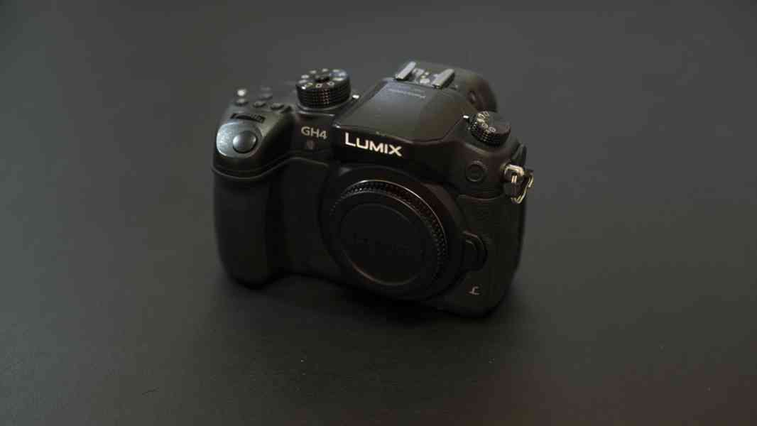 Panasonic Lumix DMC-GH4 +Sigma Art 50mm f/1,4 EF - foto 2