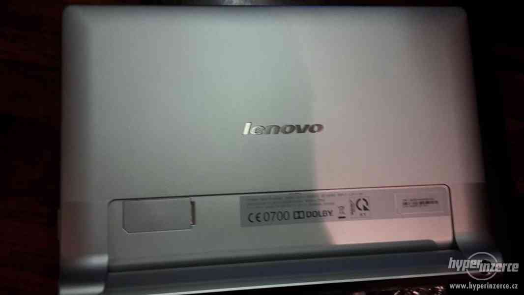 Prodám tablet Lenovo Yoga 10 HD+ 3G 32GB stříbrný - foto 5