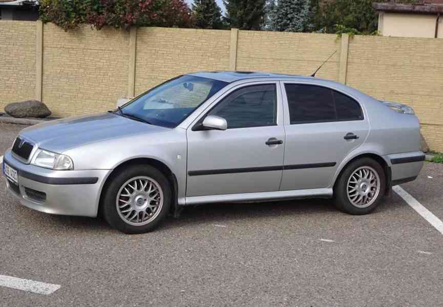 Škoda Octavia, 1.8 T (110 kw) r.v.1999 2.Majitel - foto 3