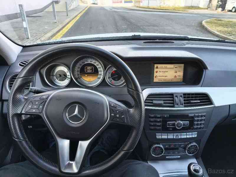 Mercedes-Benz Třídy C 180 CGI 110kw - foto 11