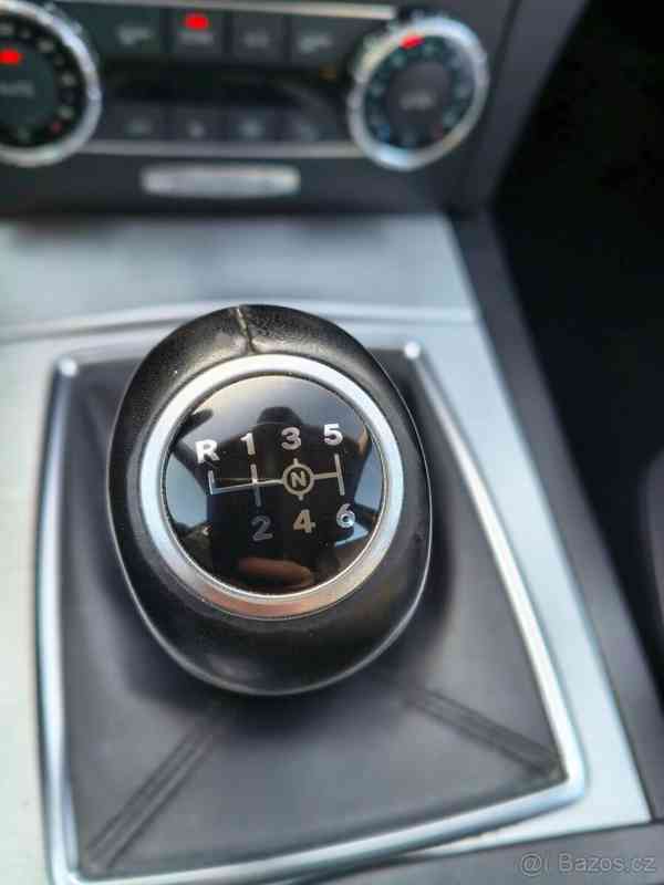 Mercedes-Benz Třídy C 180 CGI 110kw - foto 19