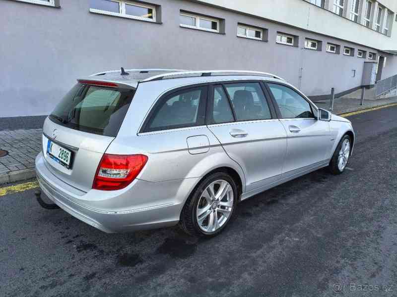 Mercedes-Benz Třídy C 180 CGI 110kw - foto 7