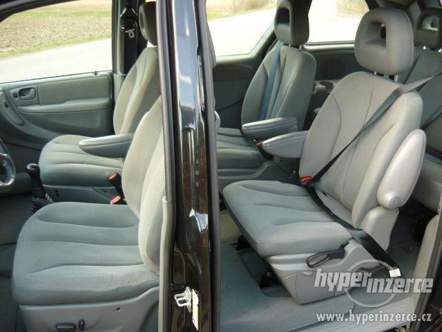 Chrysler Voyager 2,4i 16v manuál  2007-2008 TOP GARANCE - foto 8