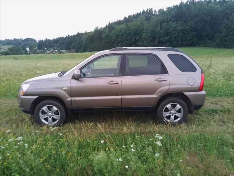 Kia Sportage 2,0 i (104 kW), LPG, 4WD, tažné - foto 8